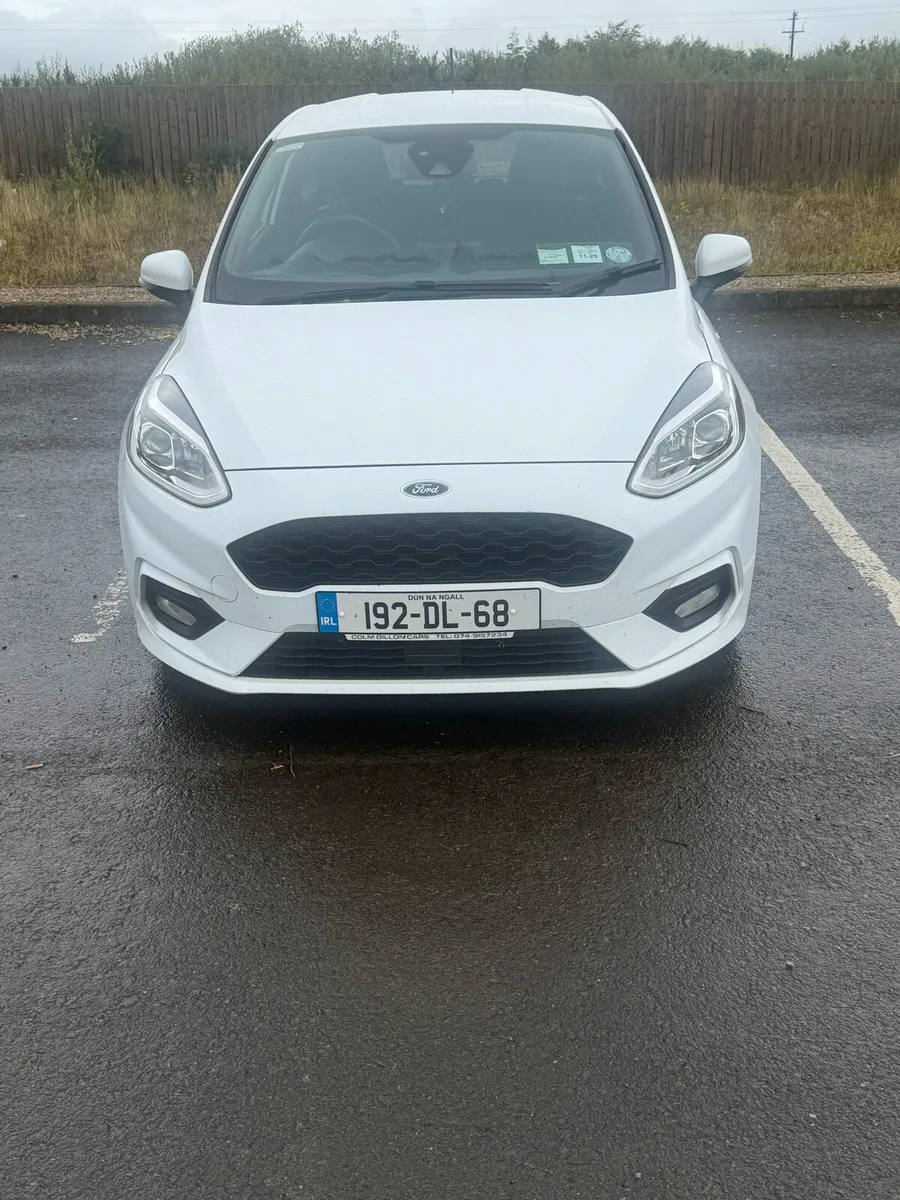 192 Ford Fiesta 1L ST LINE Petrol 3 Doors Low KM - Image 1