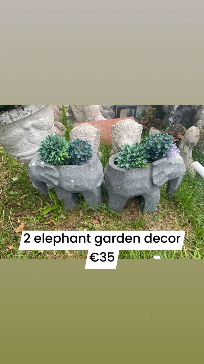 2 elephant garden ornament - Image 1