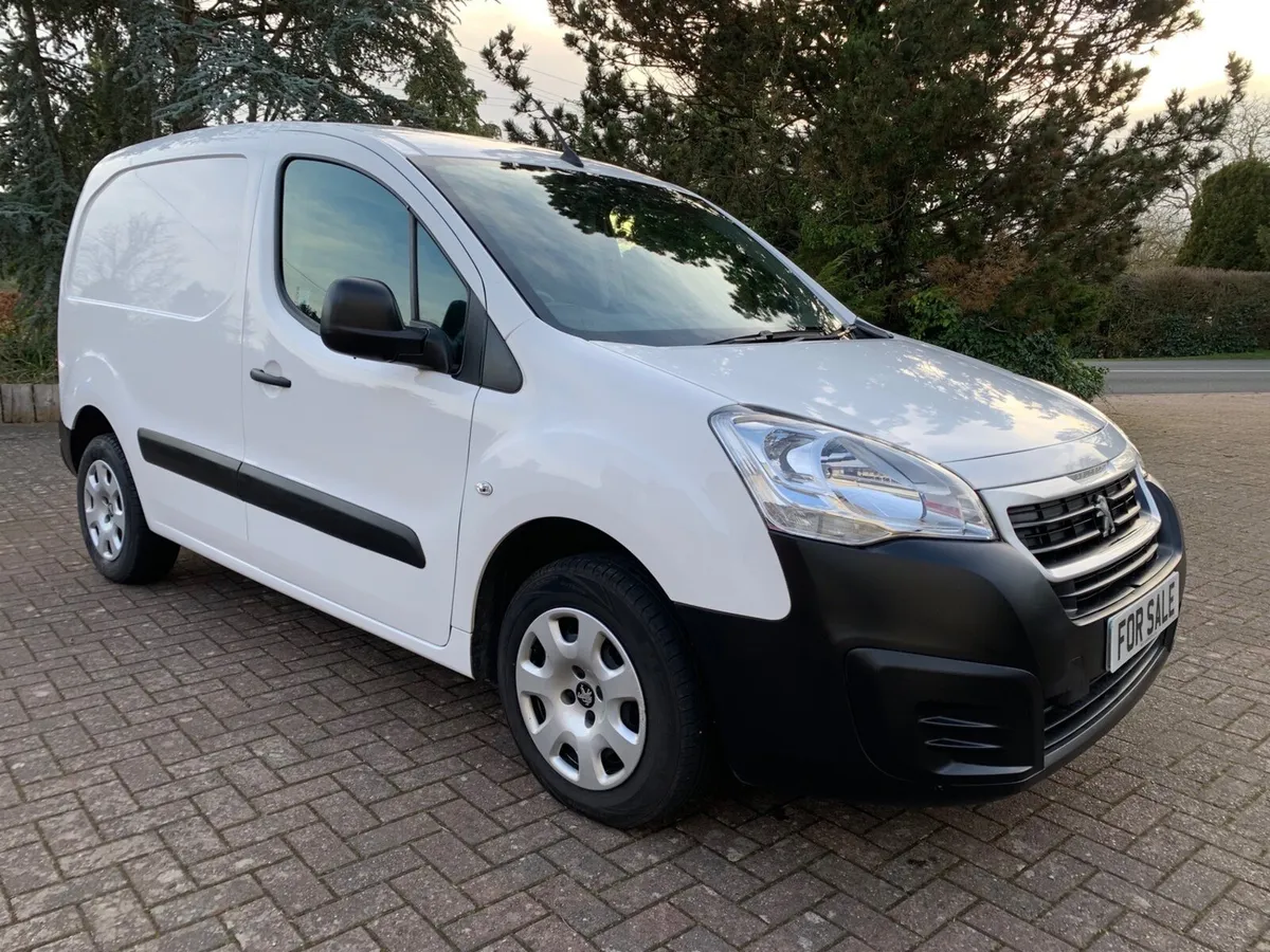 Peugeot Partner - Image 1