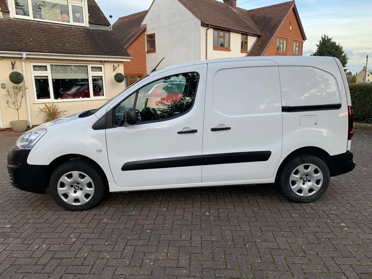 Peugeot Partner - Image 2