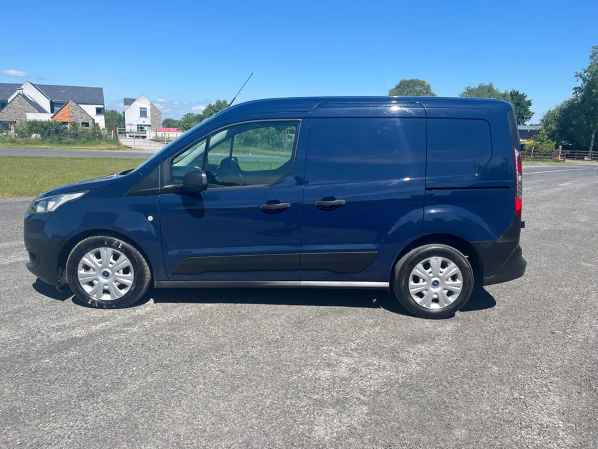 Ford Transit Connect SWB 1.5 75PS M M6 3DR - Image 4
