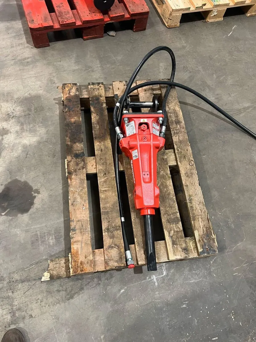 Rammer E01 Hydraulic Breaker - Image 3