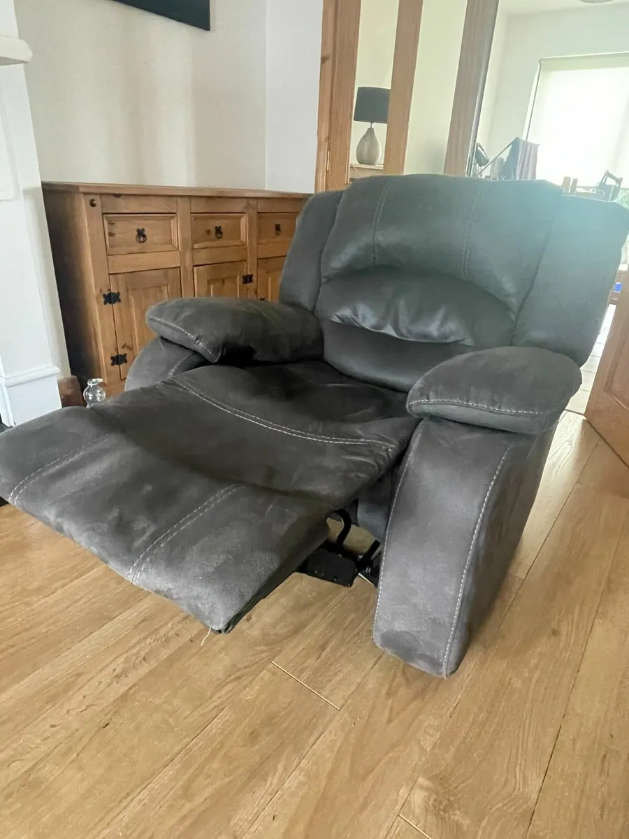3 and 1 Piece Reclining Sofa - Image 4