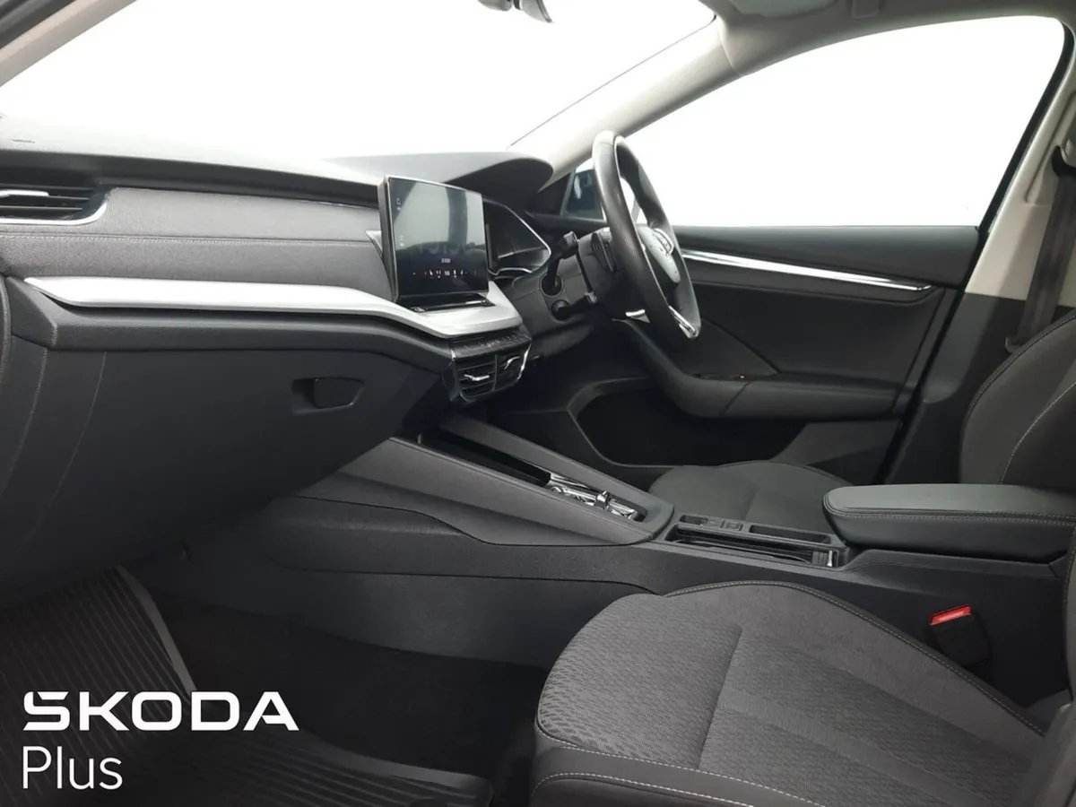 Skoda Octavia  automatic loaded With Extras style - Image 3