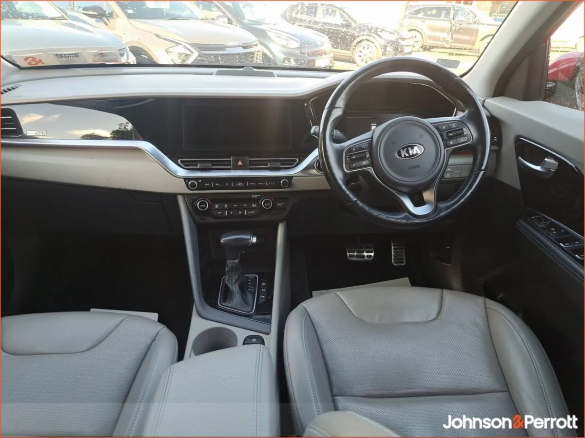 Kia Niro 1.6 GDI Plug-in Hybrid PE Auto - Image 4