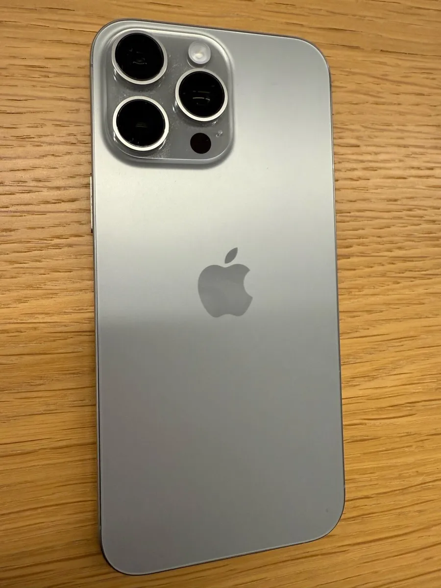 iPhone 16 Pro Max 256GB - Image 2