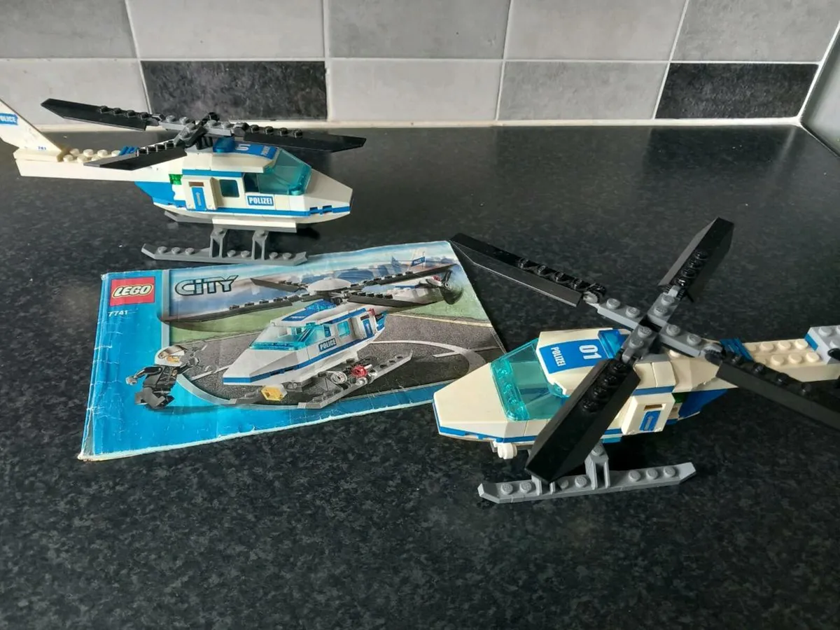 Police cars lego - Image 1
