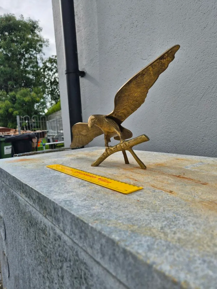 Brass Eagle Ornament - Image 1