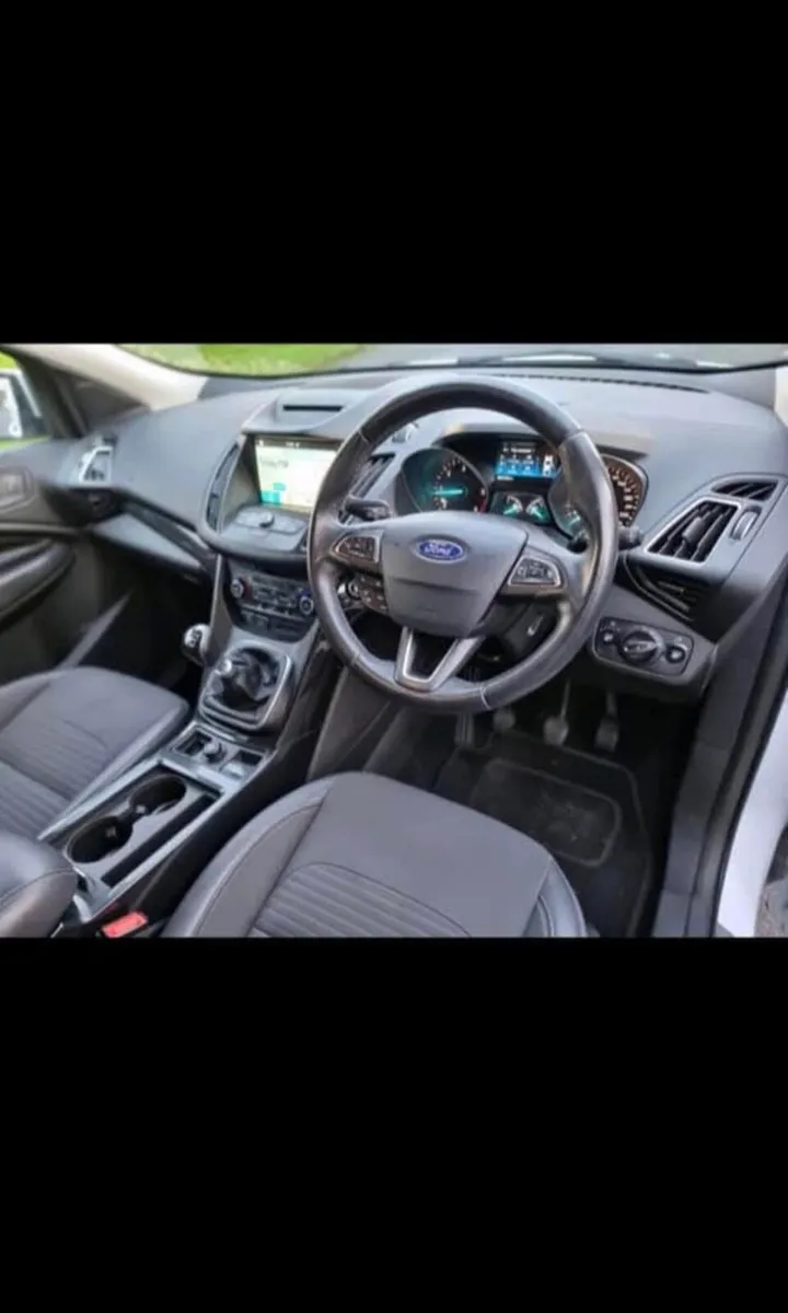 Ford Kuga Crew Cab - Image 3