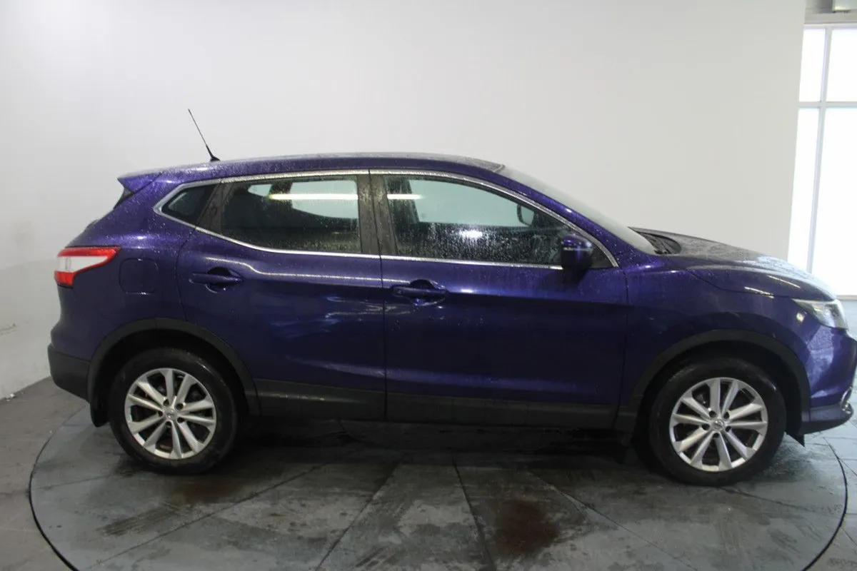 Nissan QASHQAI 1.5 DSL SV Connect - Image 4