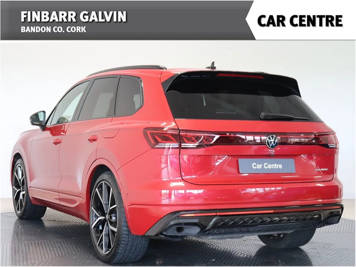 2025 VW TOUAREG V6 R LINE TSI PHEV AUTO - Image 2