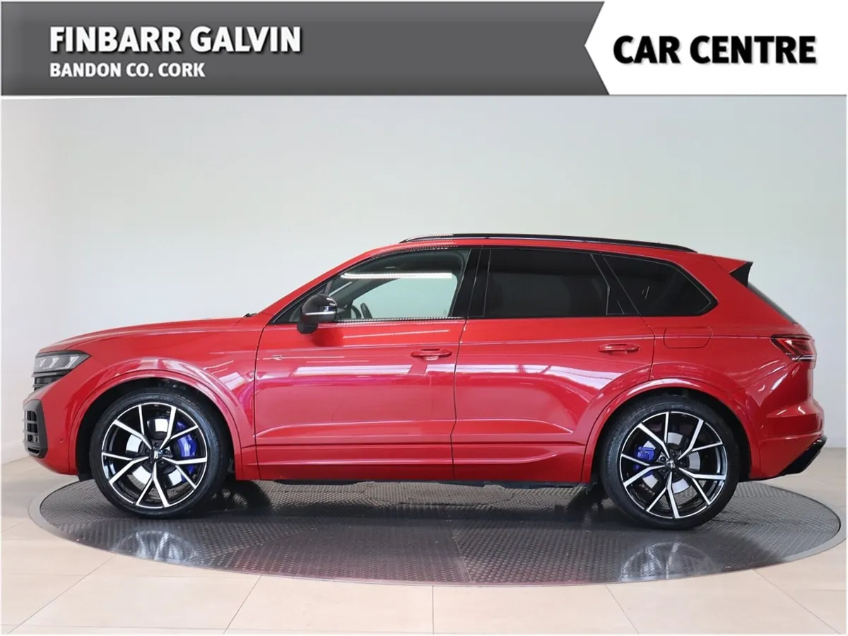 2025 VW TOUAREG V6 R LINE TSI PHEV AUTO - Image 3
