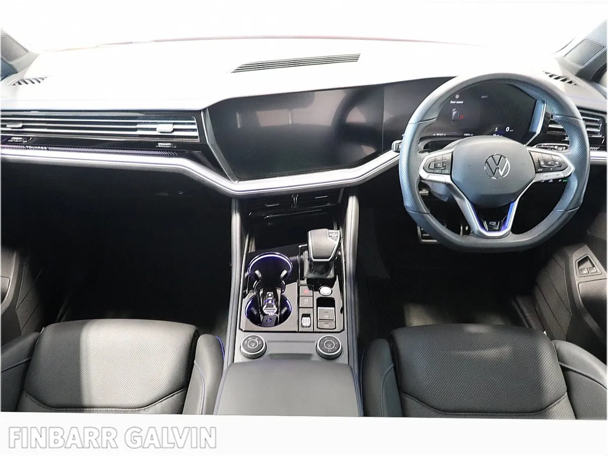 2025 VW TOUAREG V6 R LINE TSI PHEV AUTO - Image 4
