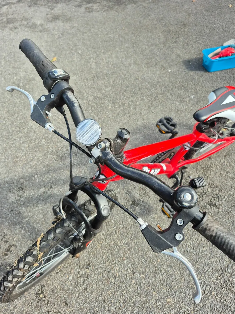 Childs bike (6 gears) - Image 2