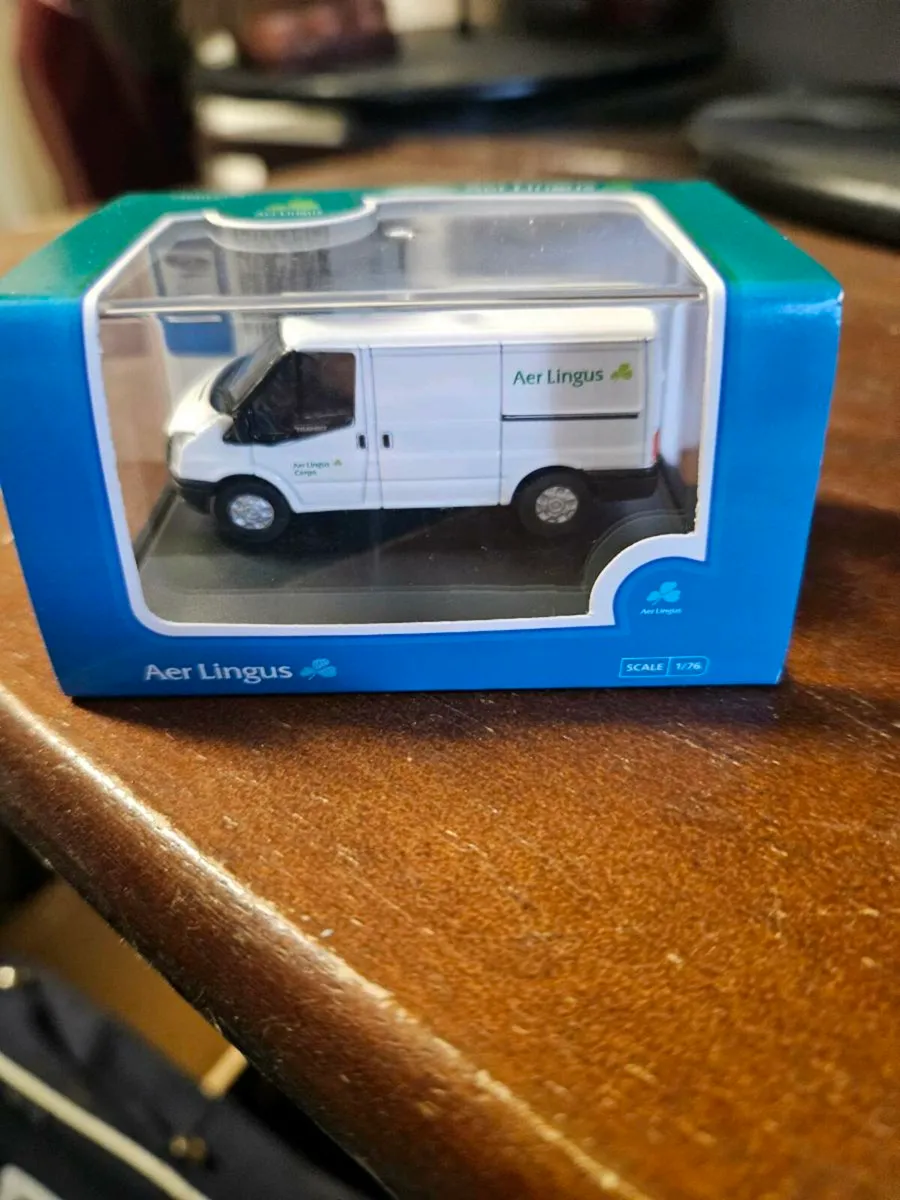 Corgi Oxford Ford Transit Aerlingus Van
