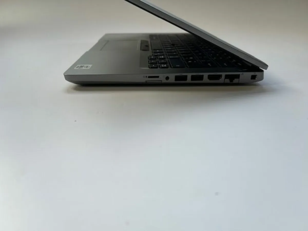 Dell Latitude i7 Touchscreen 10th Gen 16GB Win 11 - Image 2