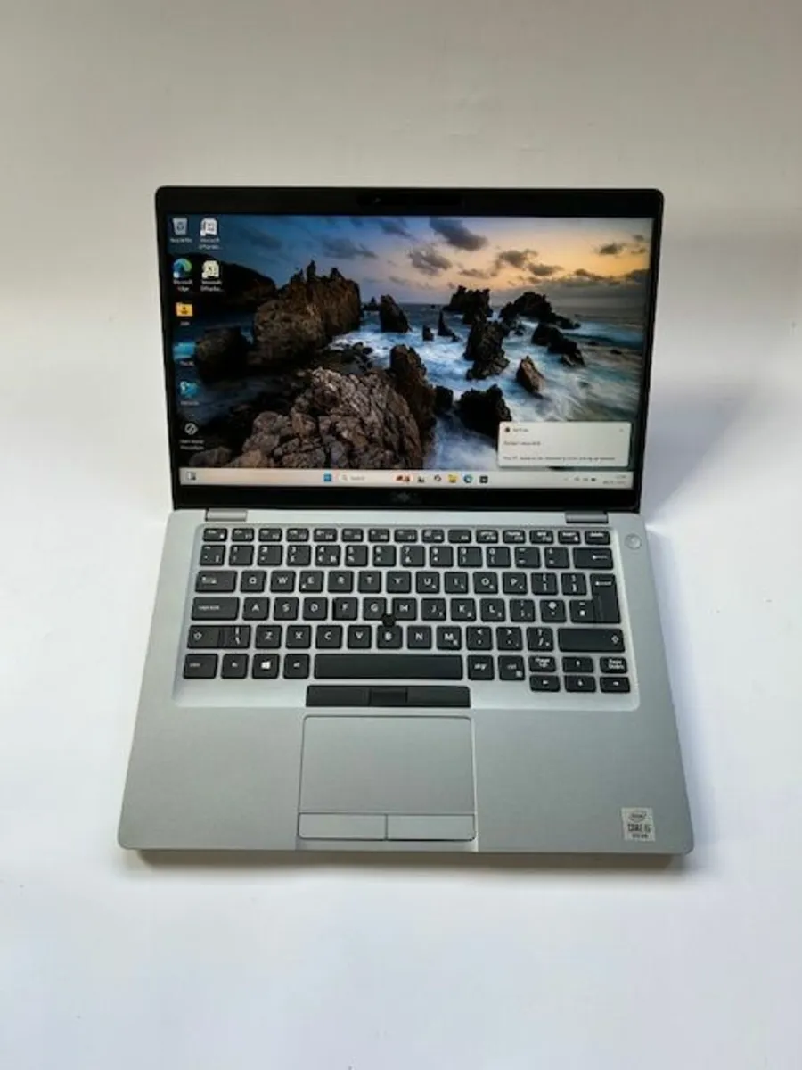 Dell Latitude i7 Touchscreen 10th Gen 16GB Win 11 - Image 1
