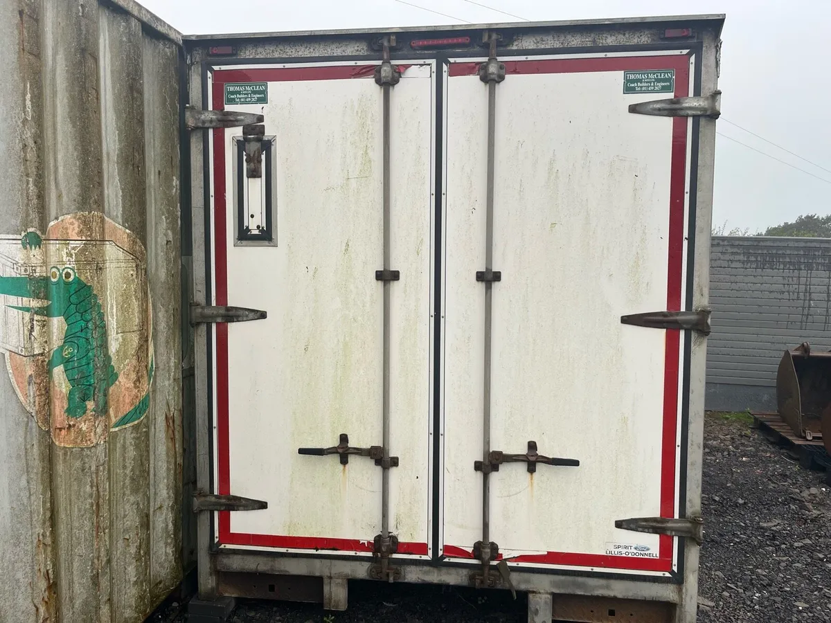 Curtain box body - Image 2