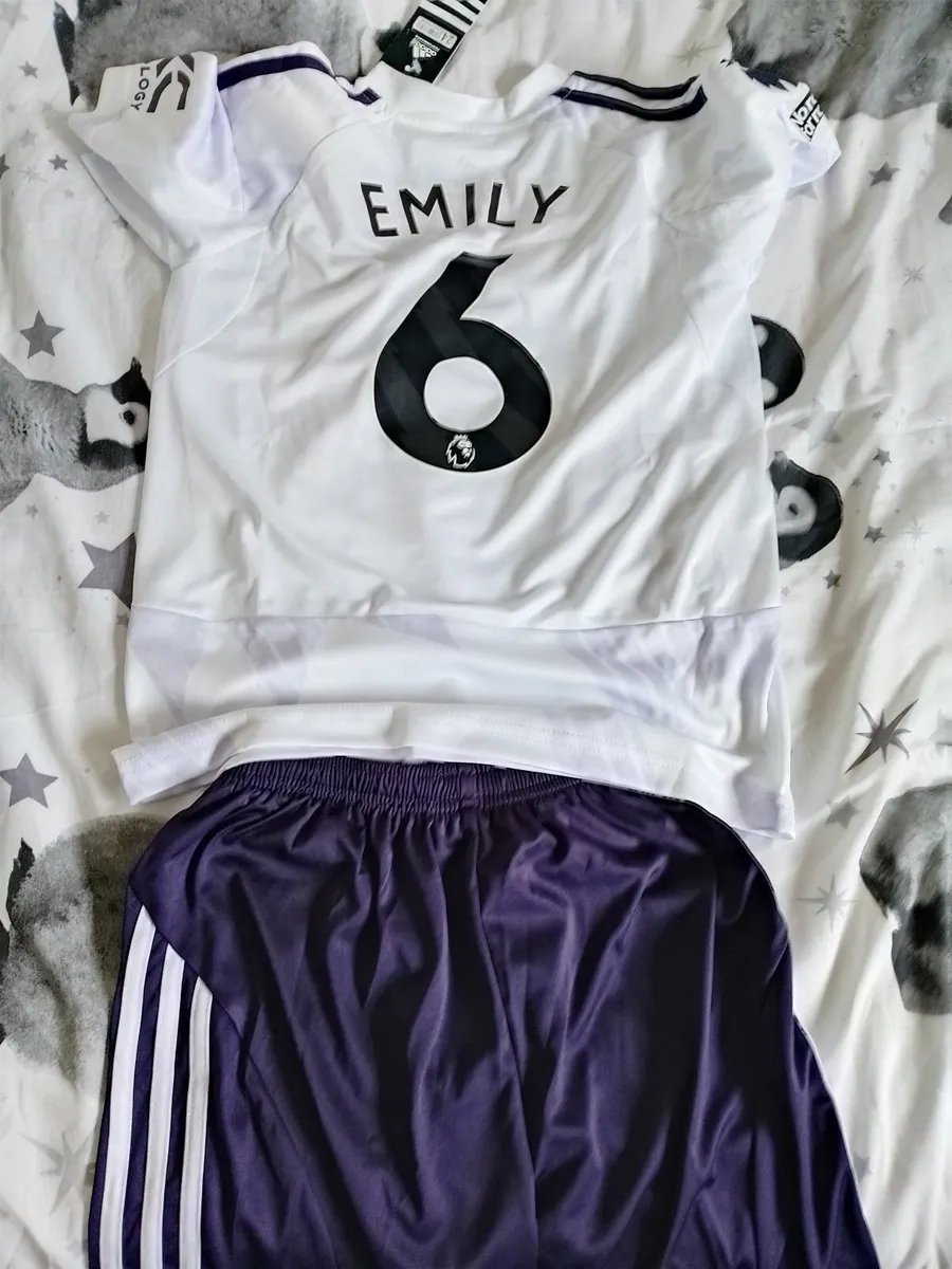 Kids Soccer Jerseys- All Sizes - Image 1