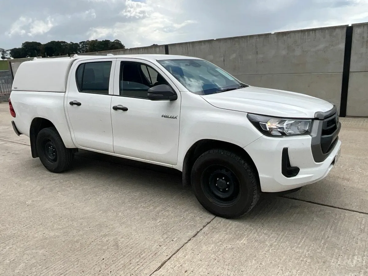 TOYOTA HILUX ACTIVE 2.4 D-4D DOUBLE CAB PICK UP - Image 1