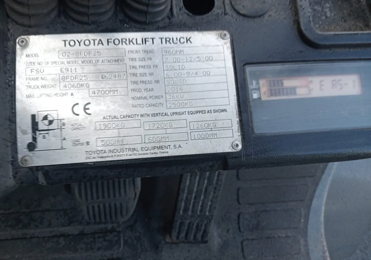 For Sale: Toyota Diesel Forklifts - Image 4
