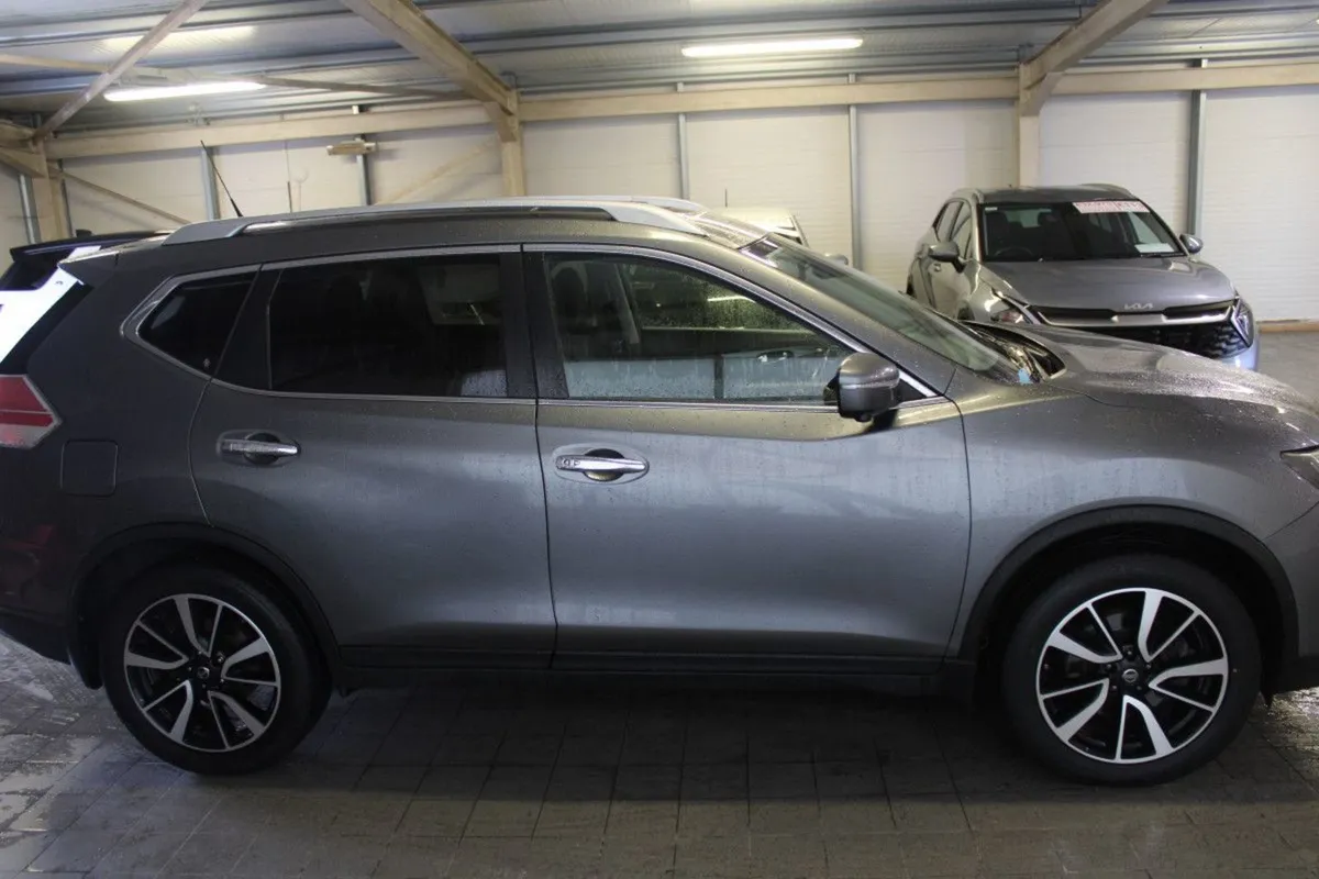 Nissan X-Trail 1.6d SV 7 Seats NC - Image 3