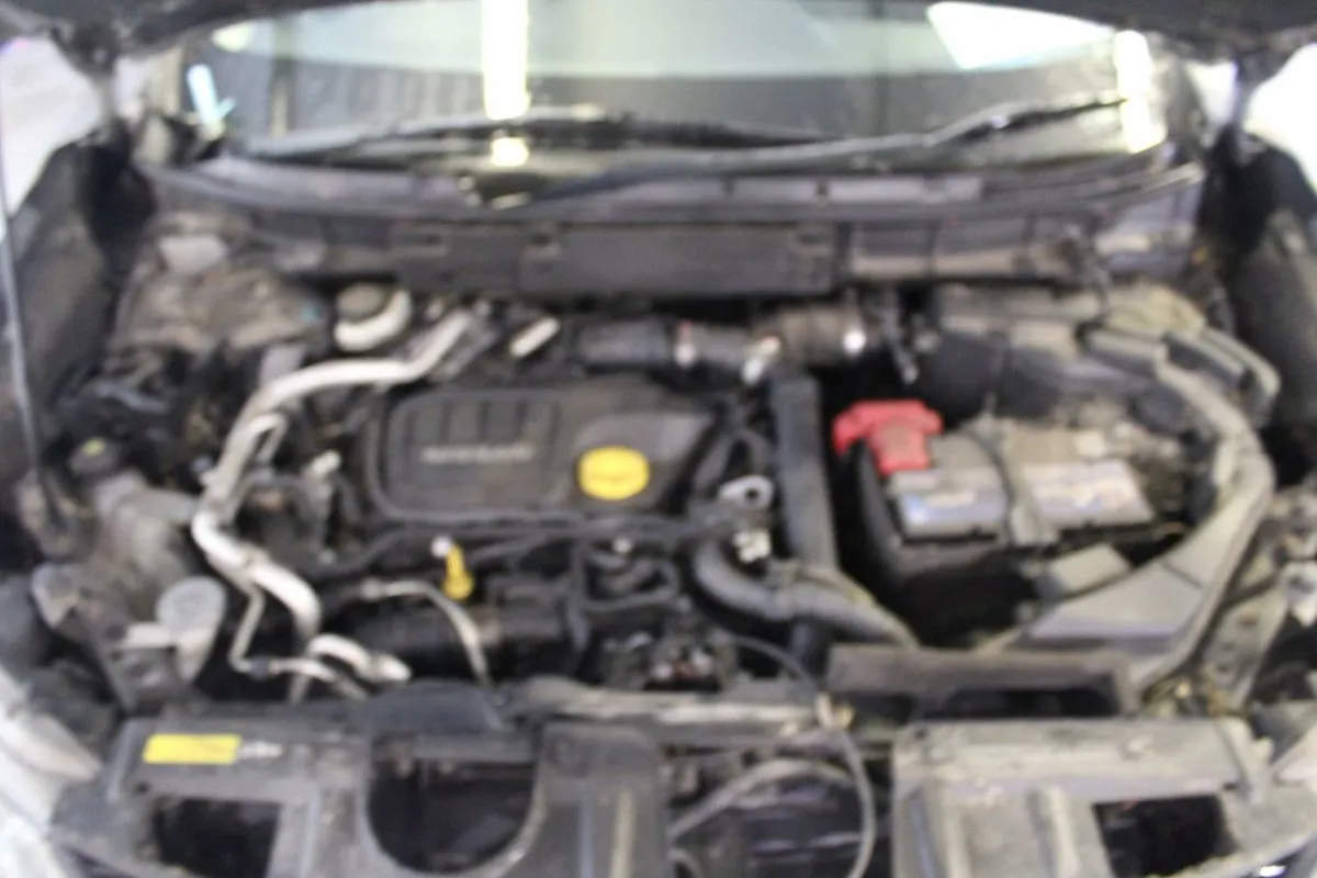 Nissan X-Trail 1.6d SV 7 Seats NC - Image 4