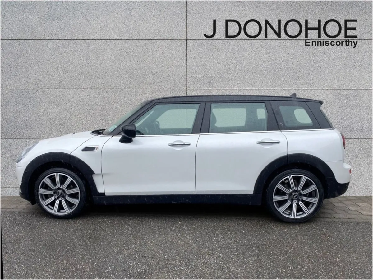 MINI CLUBMAN Cooper Exclusive - Image 4