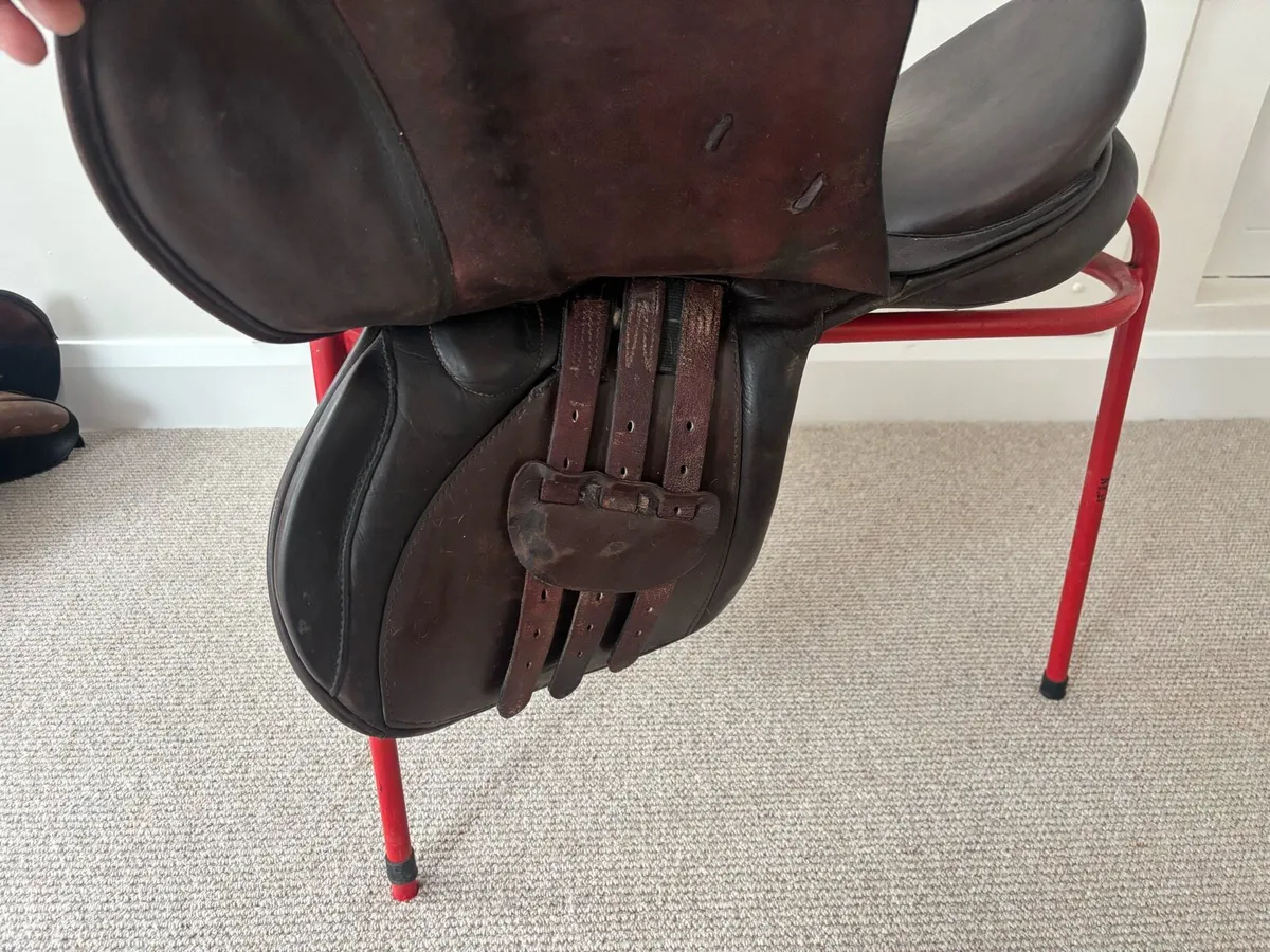 18 Inch Berney GP Saddle. - Image 3