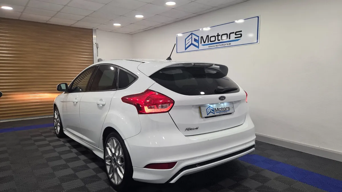 182 Ford Focus ST Line 1.5 Diesel - Image 3