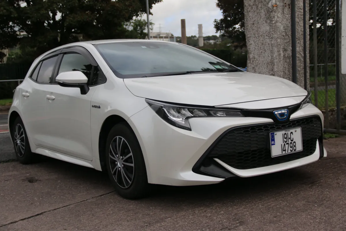 Toyota Corolla 2019 - Image 2