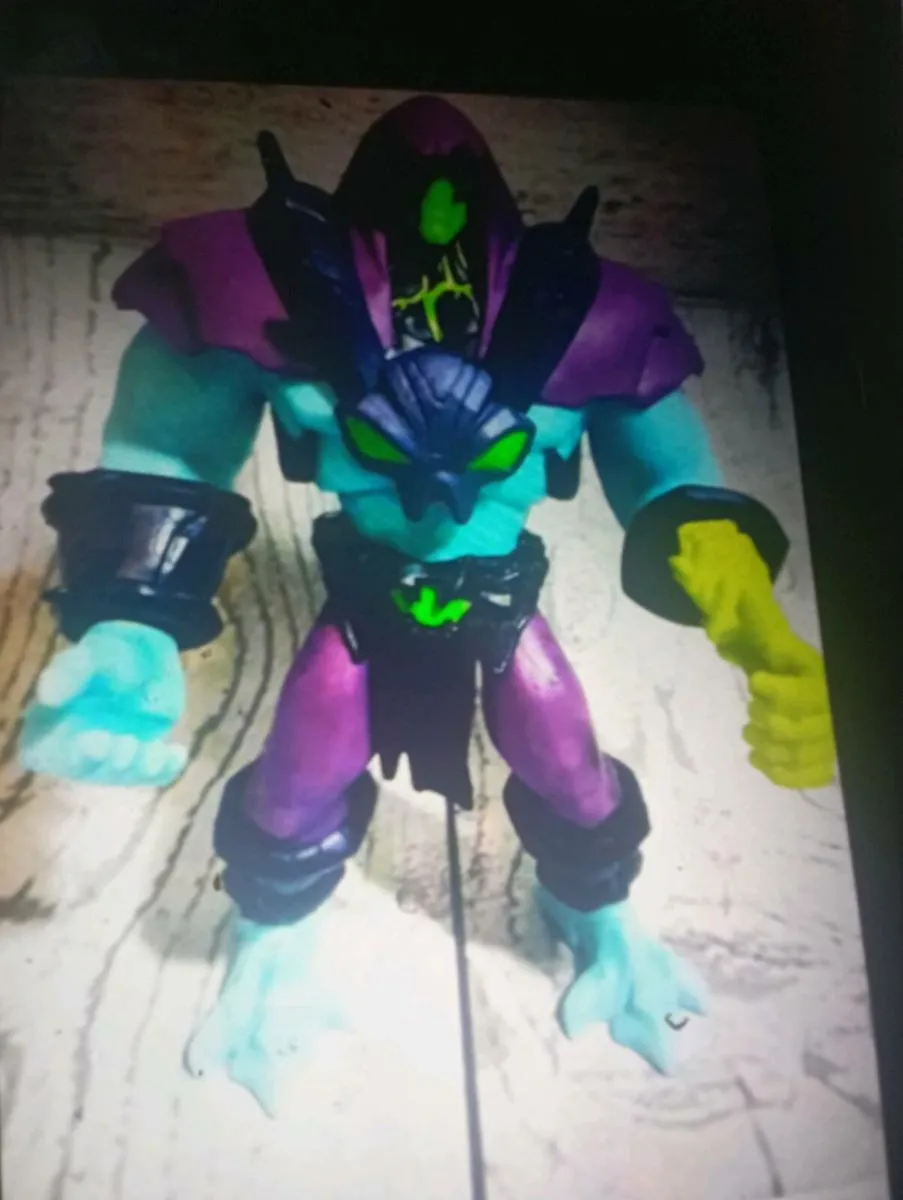 HE-MAN FUTURE MASTER OF THE UNIVERSE SKELETOR - Image 1