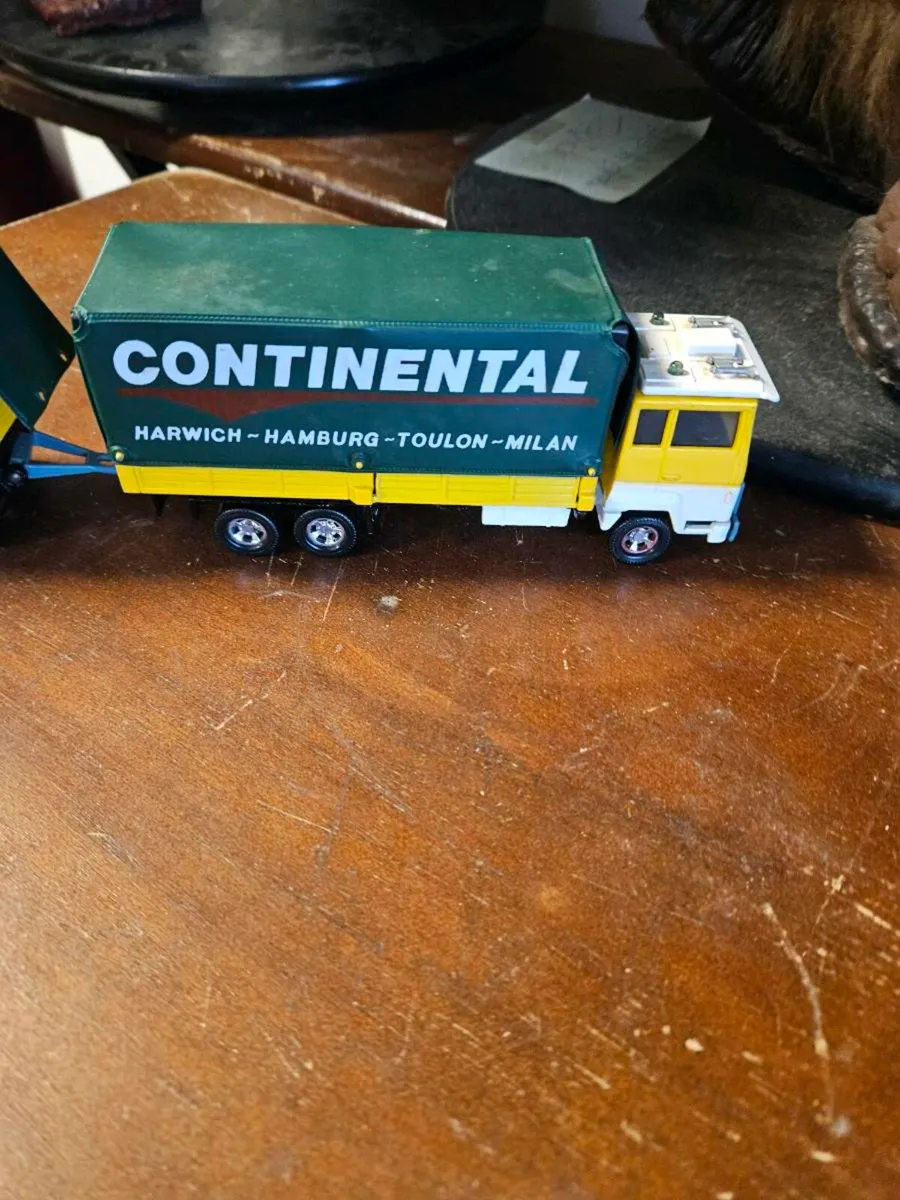 Matchbox Superkings Ford Truck - Image 3