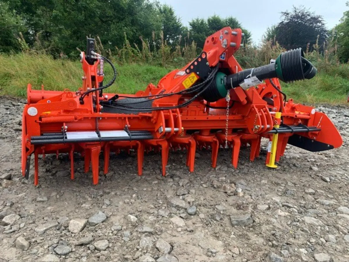 KUHN HR3040, NEW @ 0% - Image 2