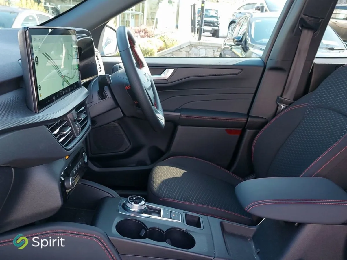 Ford Kuga St-line 243PS Plug IN Hybrid  rear Came - Image 4