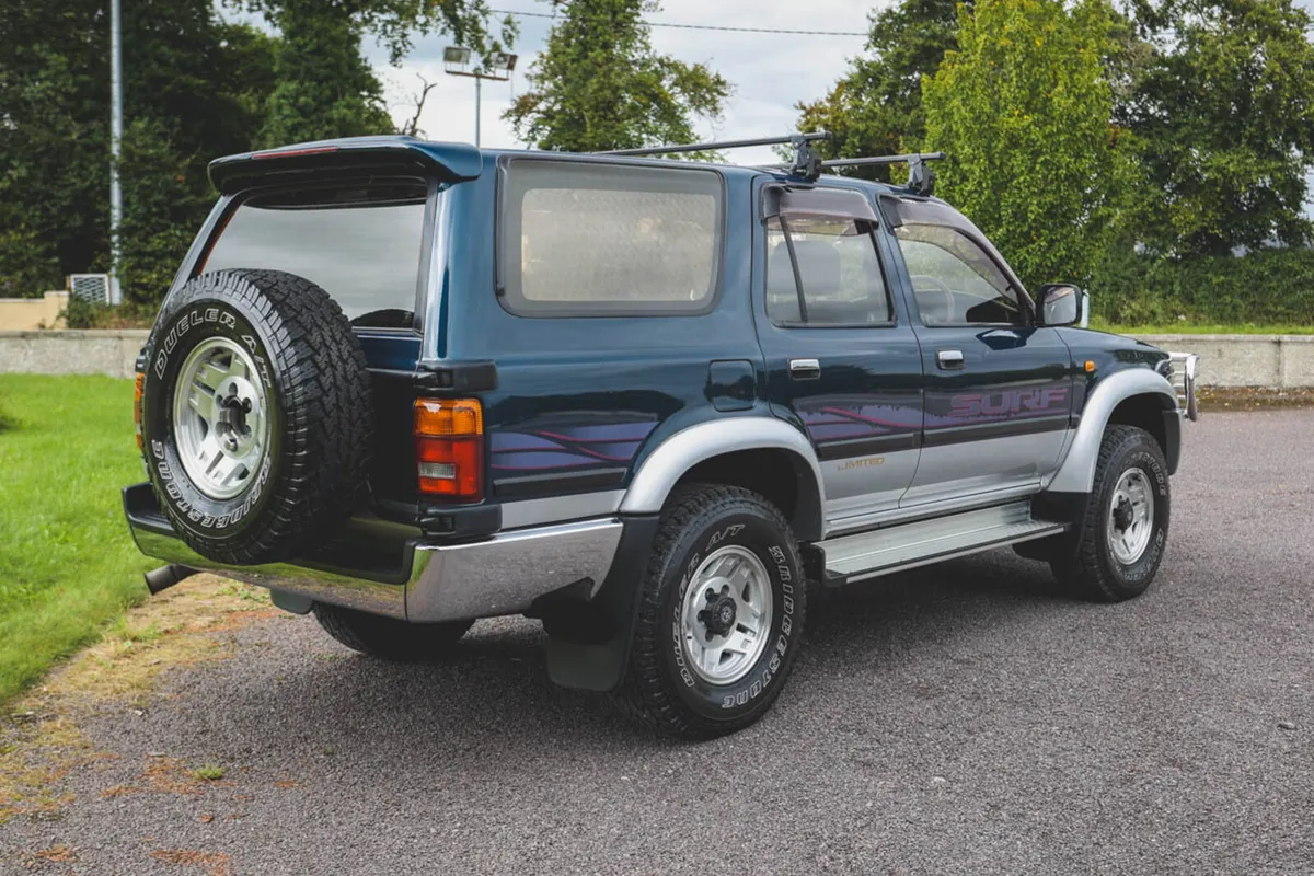 1994 Toyota Hilux Surf - Image 2