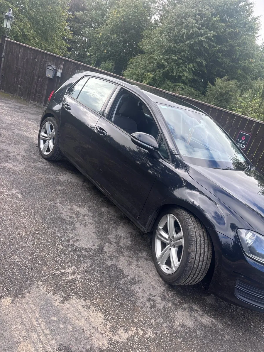 Volkswagen Golf - Image 2