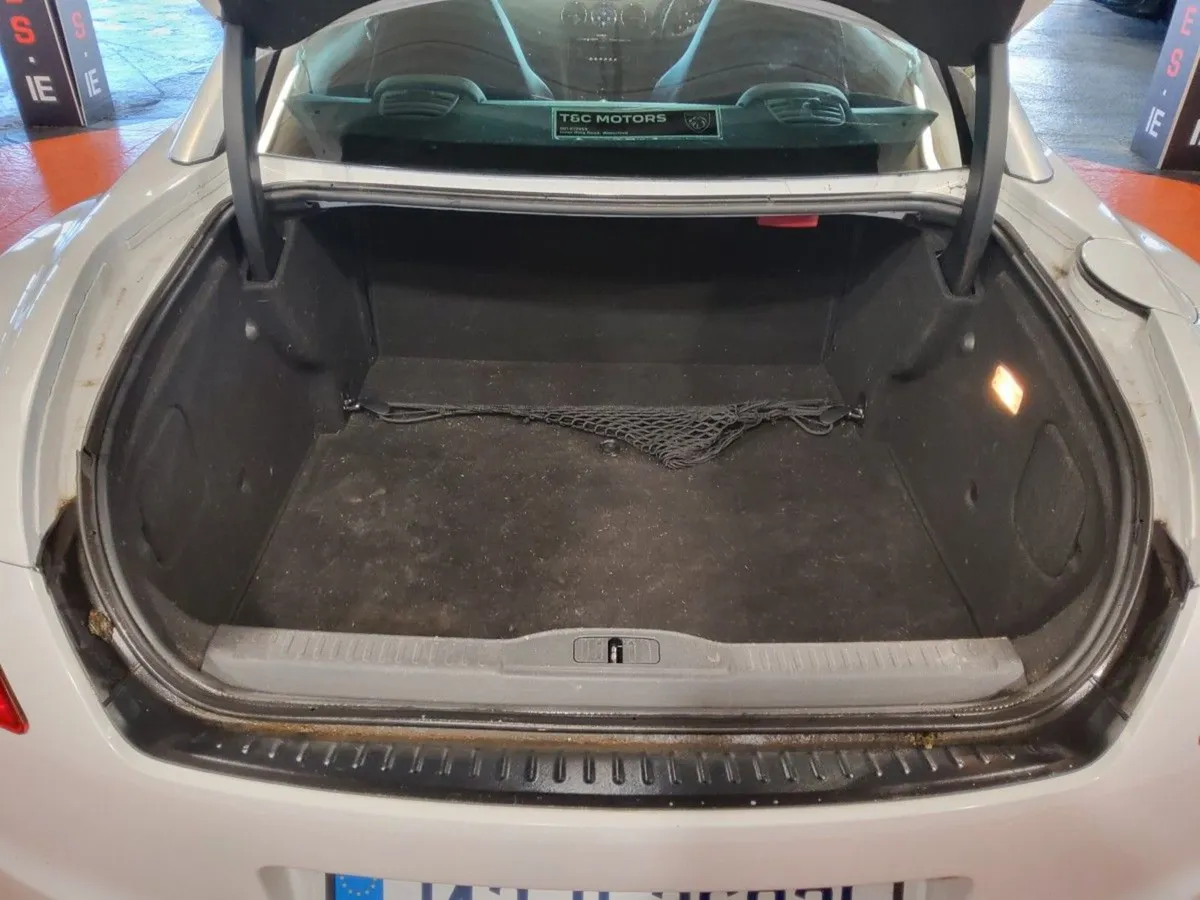 Peugeot RCZ 2.0 HDI 163 bhp Sport - Image 4