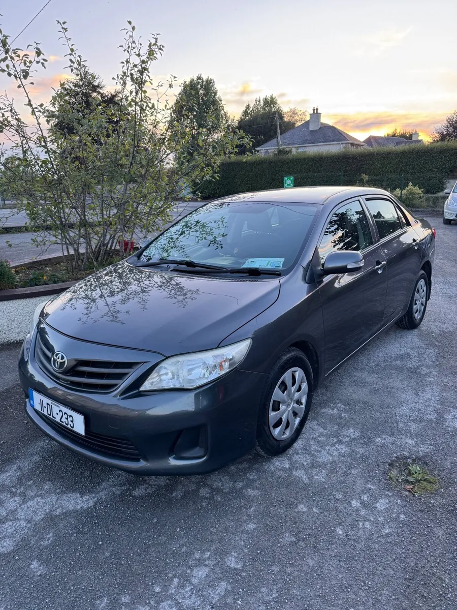 Toyota Corolla Luna - Image 1