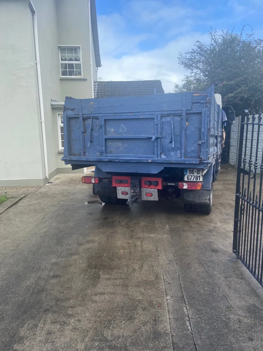 7.5 Ton Daf Tipper Truck - Image 3