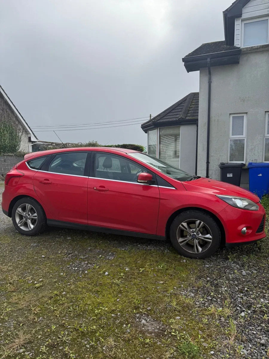 Ford Focus Zetec 1.6 1596cc Petrol - Image 4