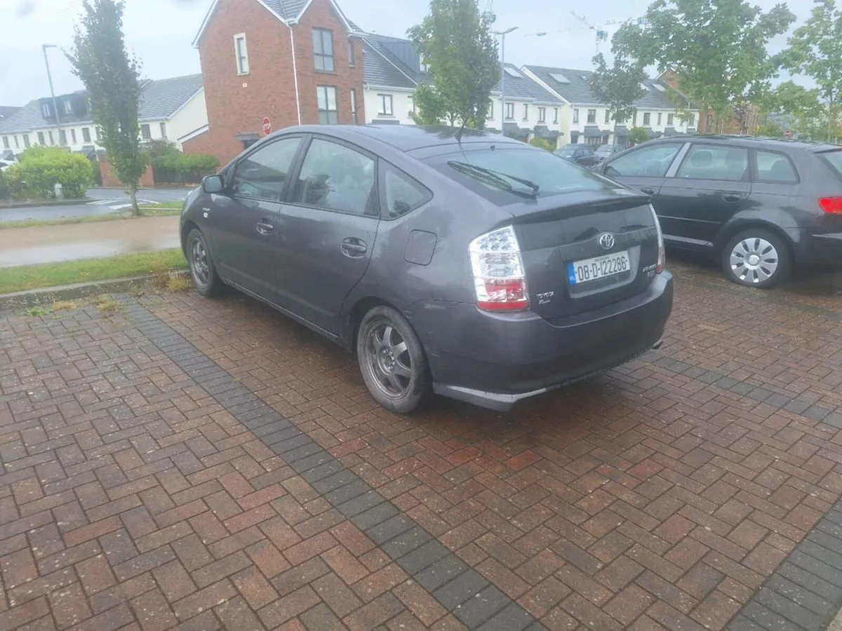 TOYOTA PRIUS 08.. €1950 - Image 3