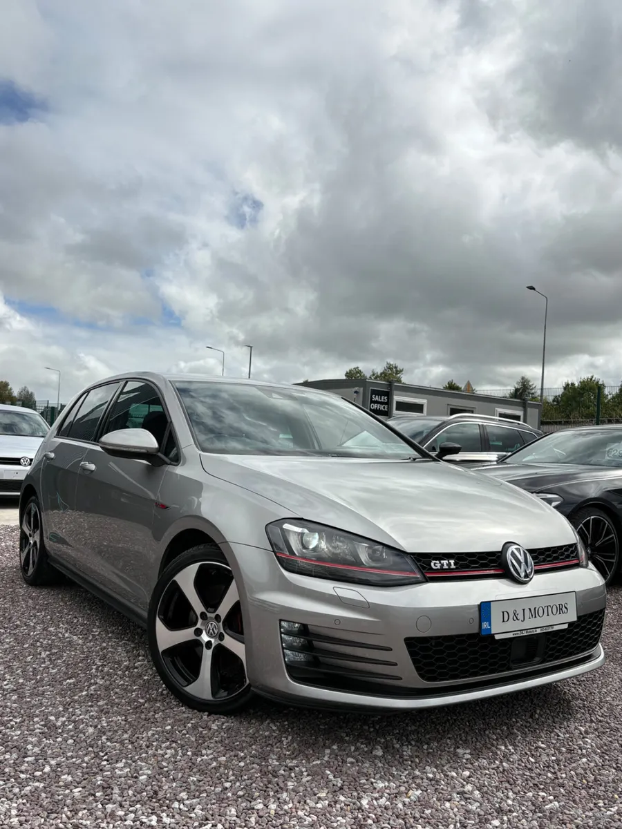 Volkswagen Golf GTi 2.0 Automatic DCC 2015 - Image 1