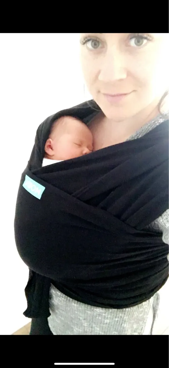 Moby wrap baby carrier - Image 3