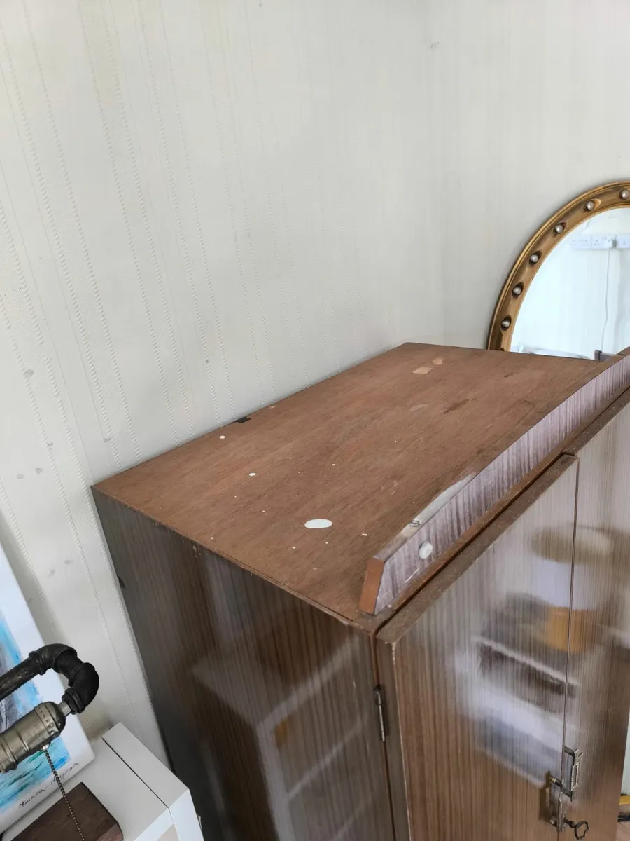 Vintage wardrobe - Image 3