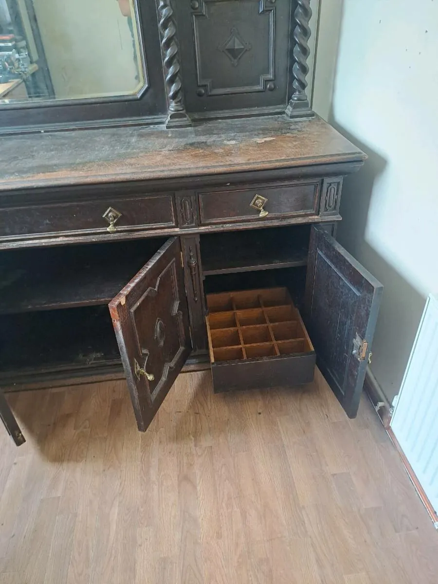 Antique sideboard - Image 2