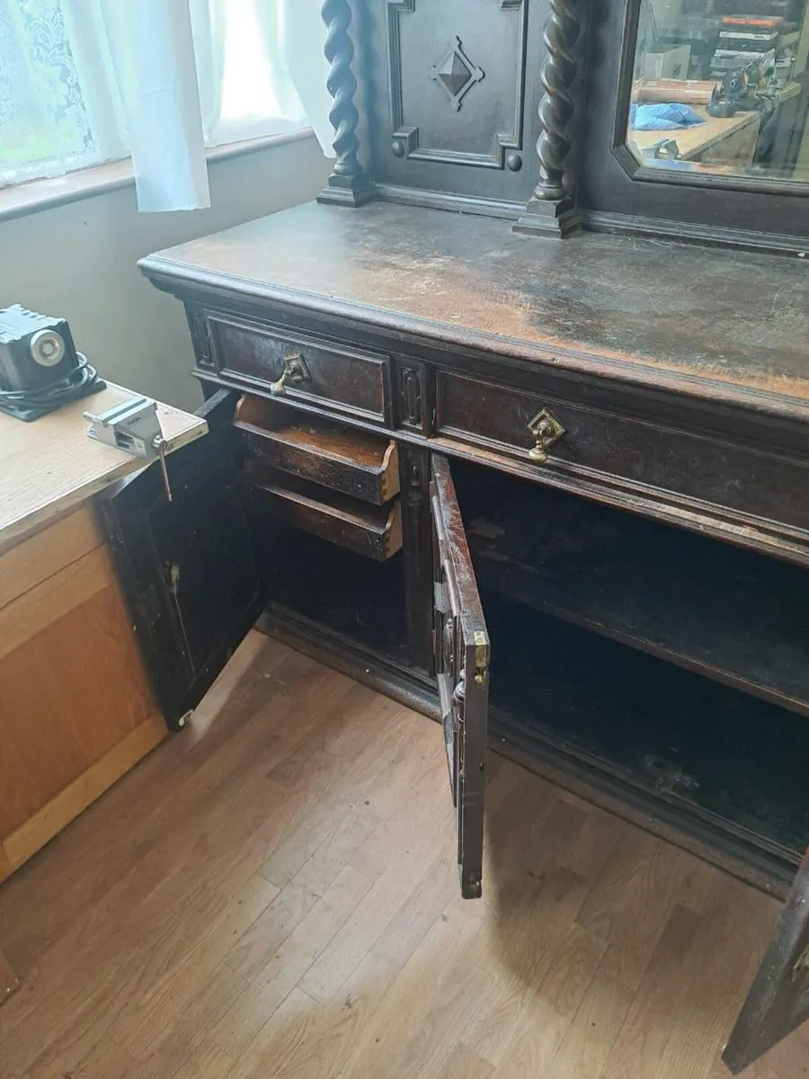 Antique sideboard - Image 3