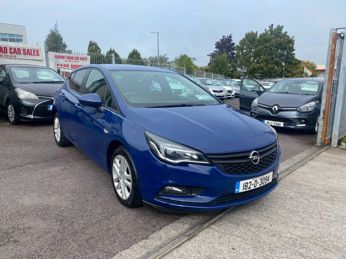 Opel Astra 2018 1.4 PETROL - Image 1