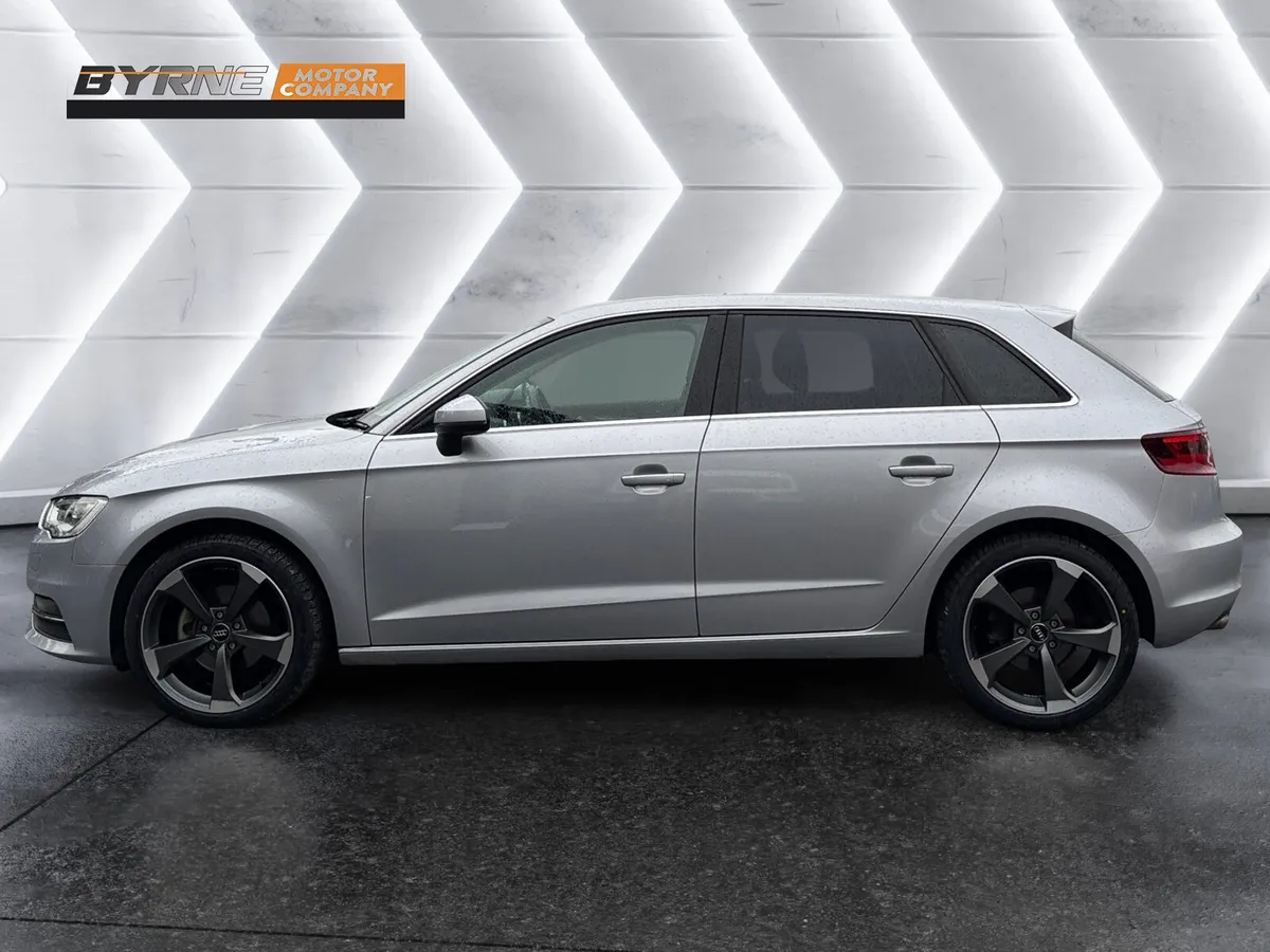 AUDI A3 1.4 TFSI AUTO, 2014 - Image 2