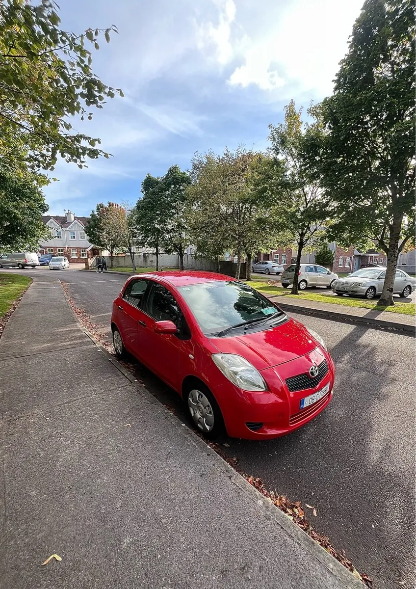 Toyota Yaris T3 1.0 VVTi - Image 2